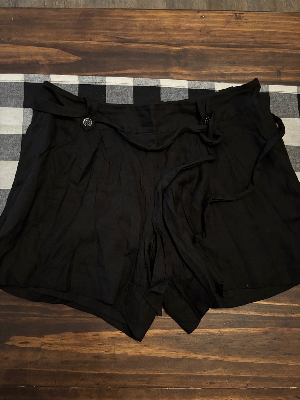 White House black market black shorts 8